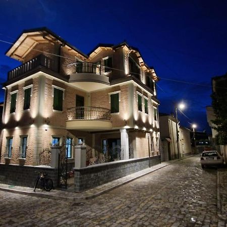 科尔察 Bujtina Behram酒店 外观 照片